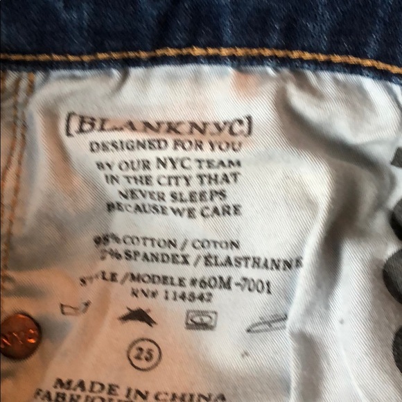 Blank NYC Skinny Classique - Picture 5 of 5